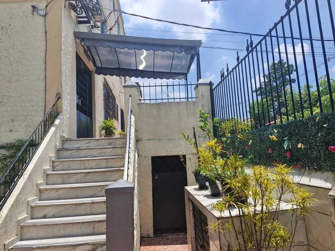 Furnished 1-bedroom apartment with pets allowed — photo 18