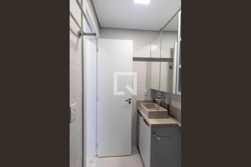49 m² apartment with a home office and a washing machine — photo 2