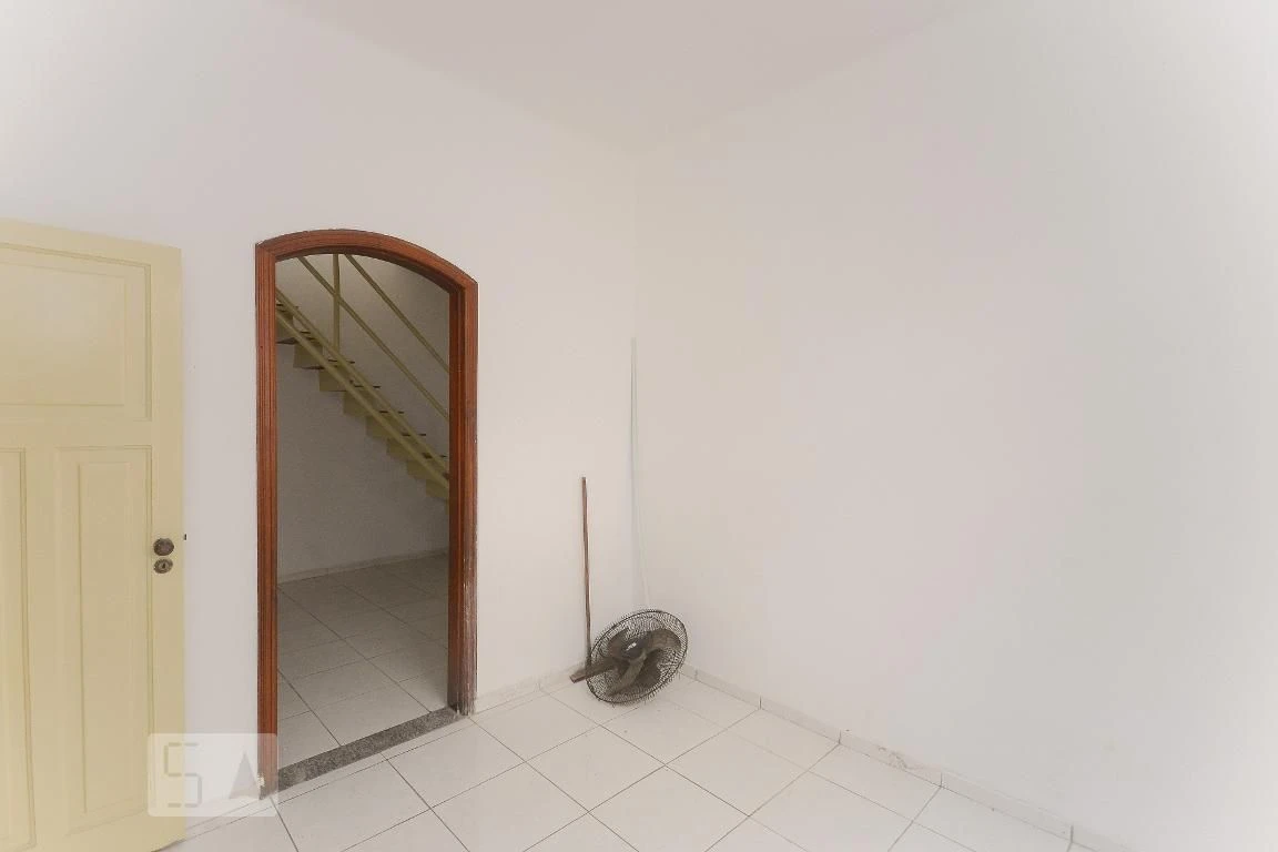 House for rent with 5 bedrooms and 2 bathrooms — photo 54