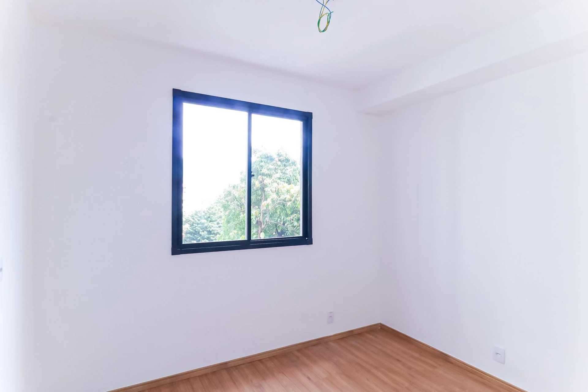 Apartamento de 2 quartos em condomínio com piscina — photo 9