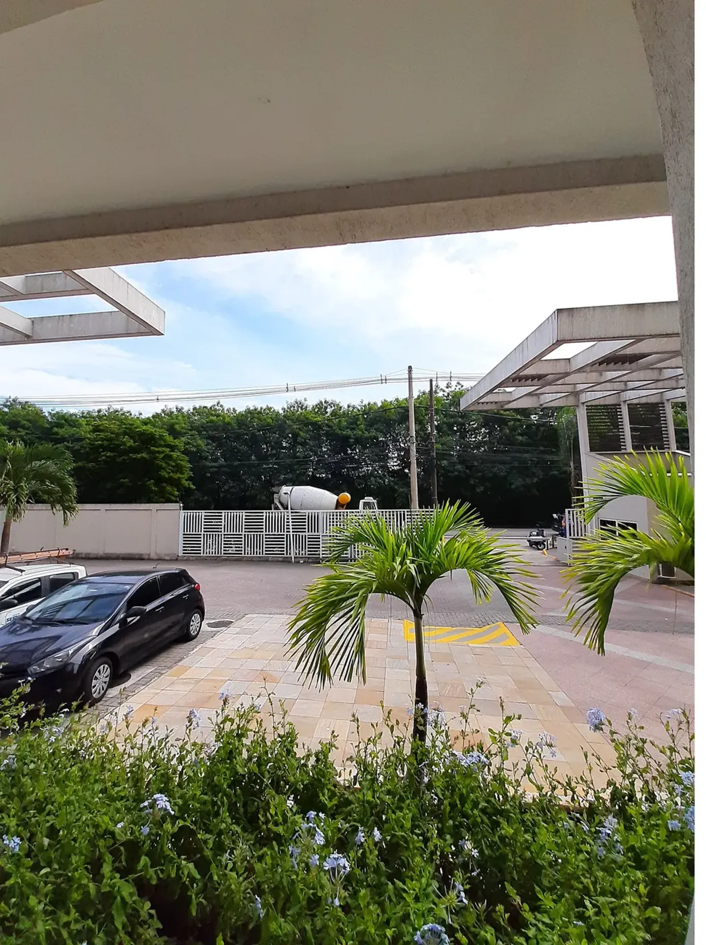 Furnished 86 m² apartment with 3 bedrooms and suite — photo 25