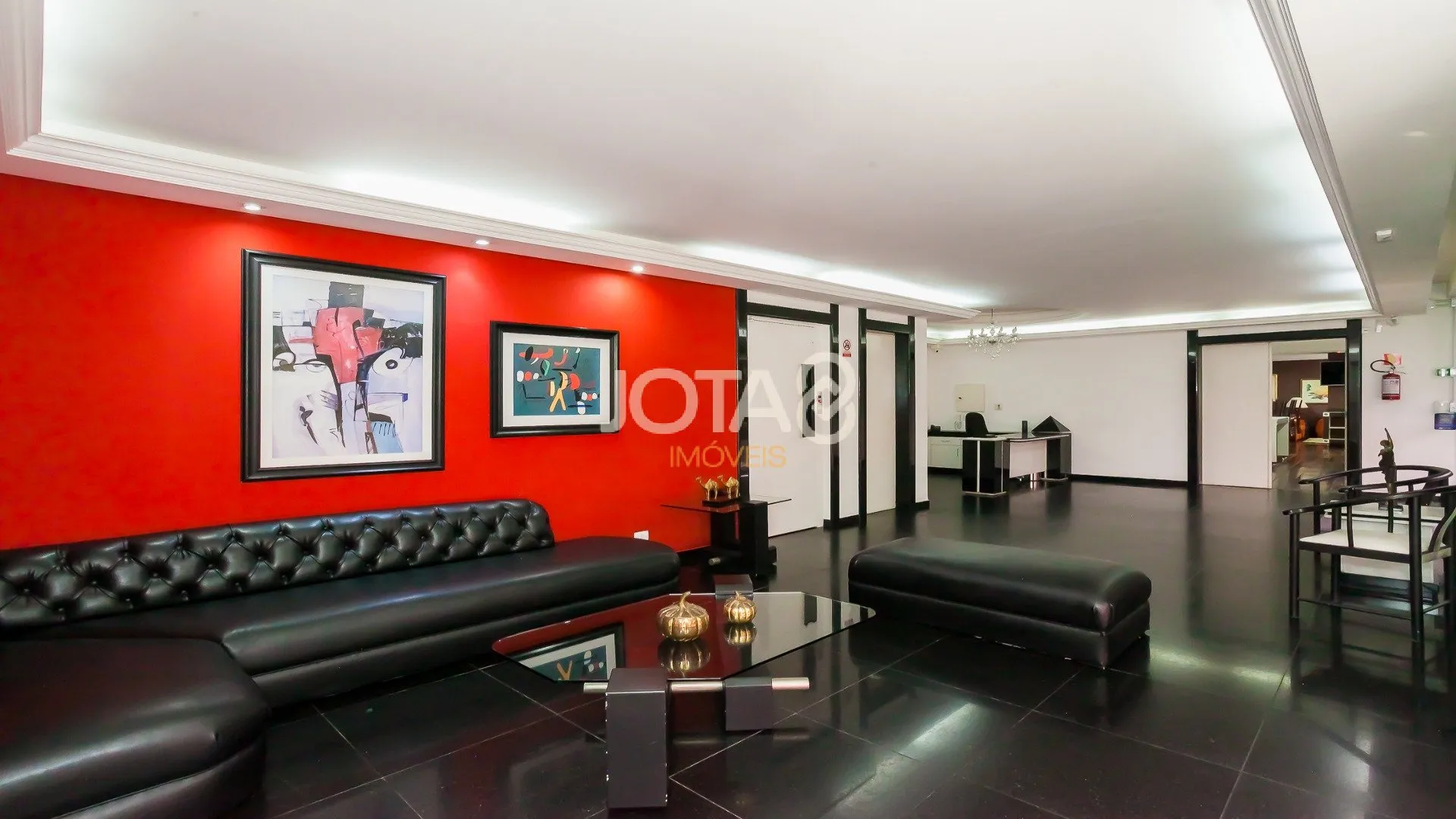219 m² furnished apartment with 4 bedrooms and private garden — photo 27