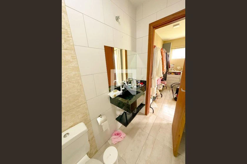 Гардеробна та 3 спальні: будинок 103 м² — photo 45