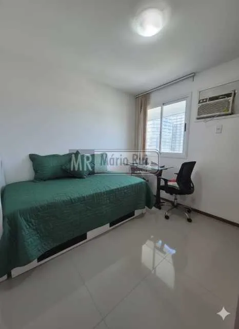 4-bedroom apartment with a closed-off kitchen — photo 13