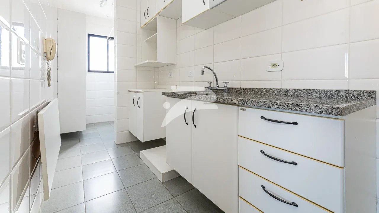Квартира с 2 спальнями, 1 ванной и 1 местом — photo 6