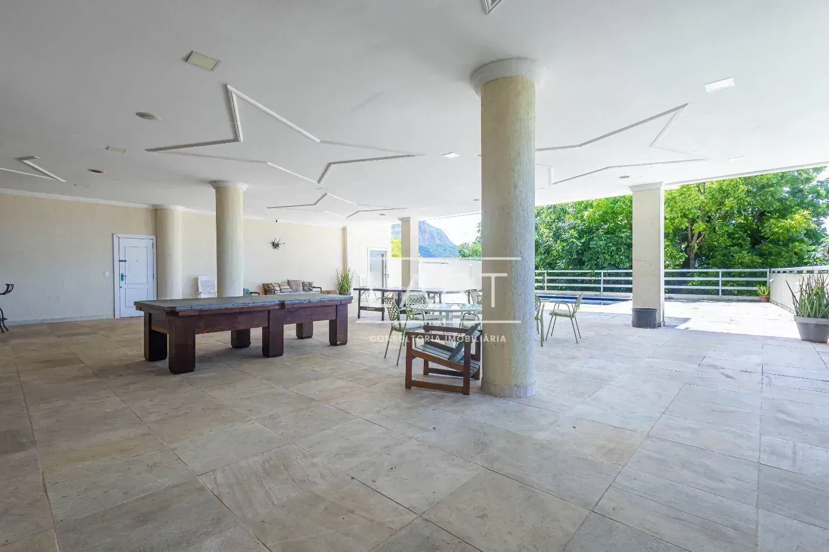 5-bedroom house with city and mountain views, 1250 m² — photo 28