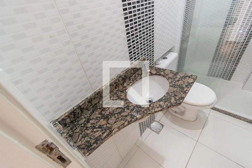 Apartamento sem mobília de 2 quartos com 1 banheiro — photo 21