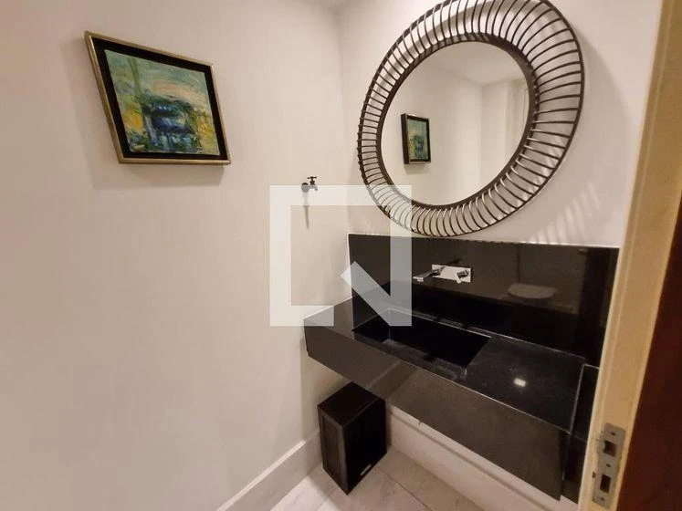 Washing machine in a 3-bedroom apartment, 300 m² — photo 47