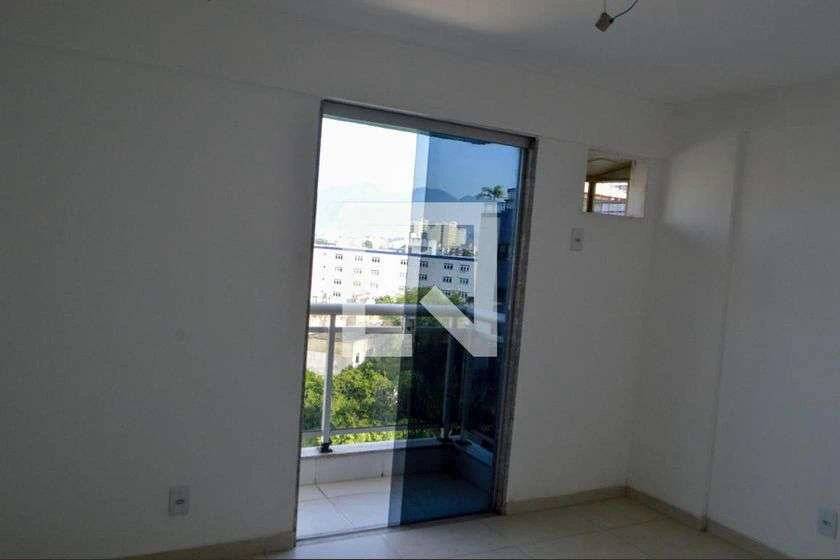 4-bedroom apartment with 1 parking spot and 78 m² — photo 19