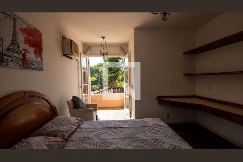 Unfurnished house with 3 bedrooms and 5 baths, 1500 m² — photo 20