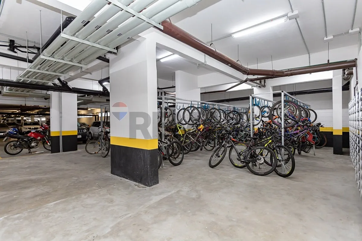 Furnished apartment with 2 bedrooms and 2 parking spaces, 195 m² — photo 50