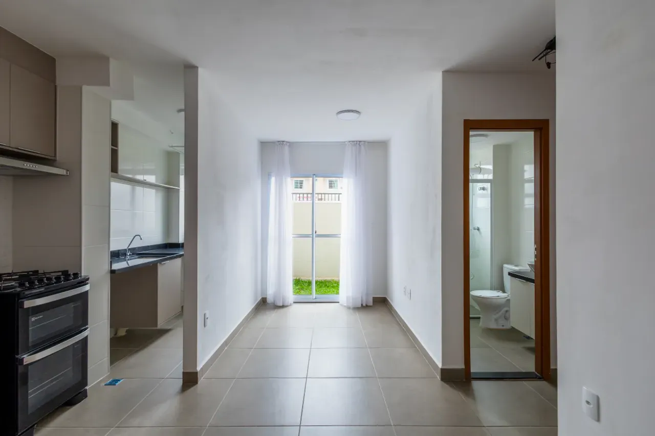 2-bedroom apartment with a washing machine in Curitiba — photo 26