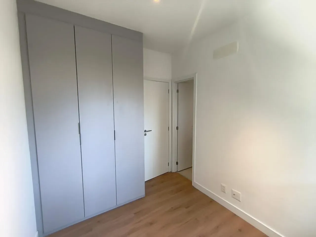70 m² apartment with 2 bedrooms and a balcony — photo 23