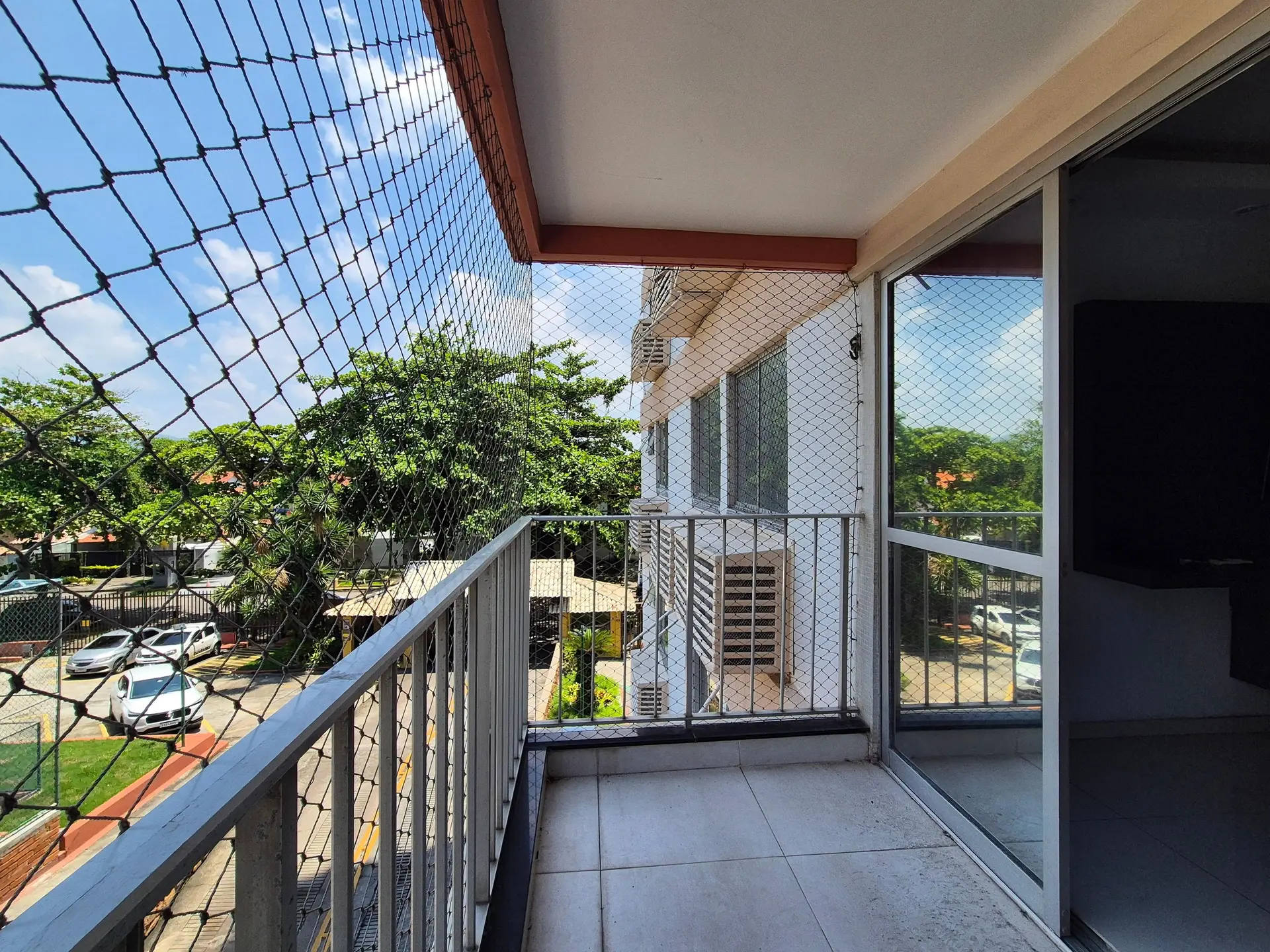 Apartamento mobiliado com 2 quartos e 1 suíte — photo 2