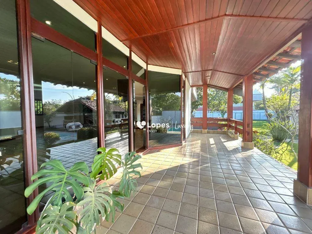 House with 5 en-suite bedrooms and an open gas kitchen — photo 53
