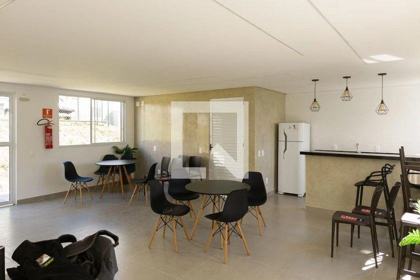 2-bedroom apartment with a home office — photo 39