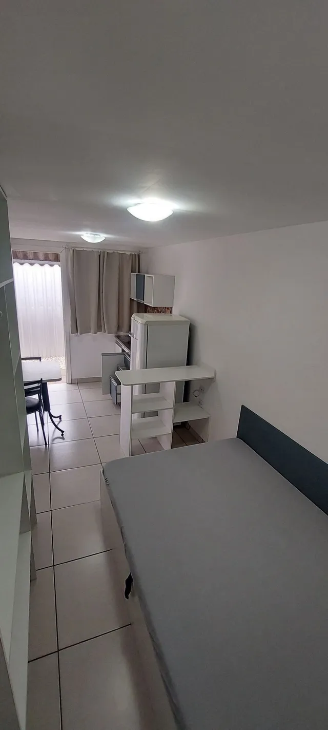 Furnished studio with 1 bedroom and 1 bathroom no parking