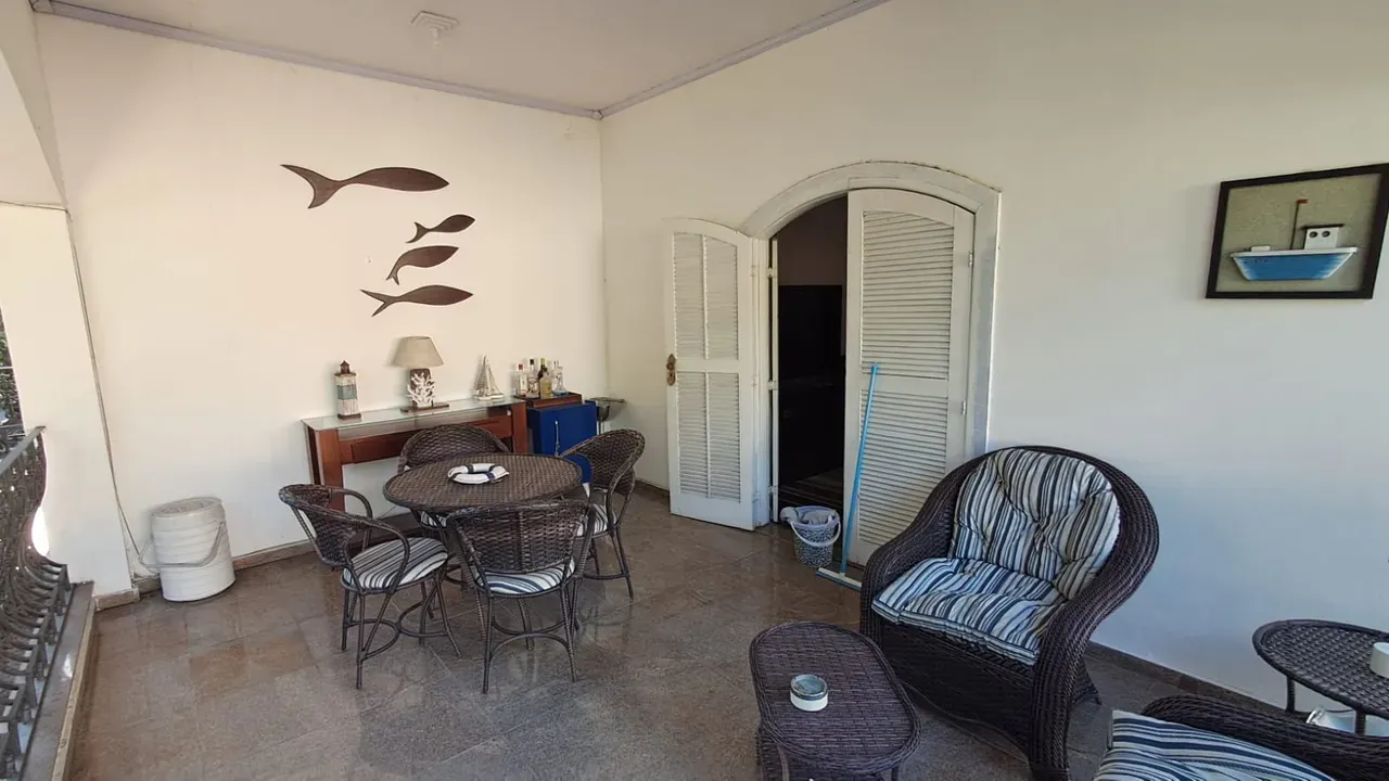 4-bedroom house with a home office — photo 25