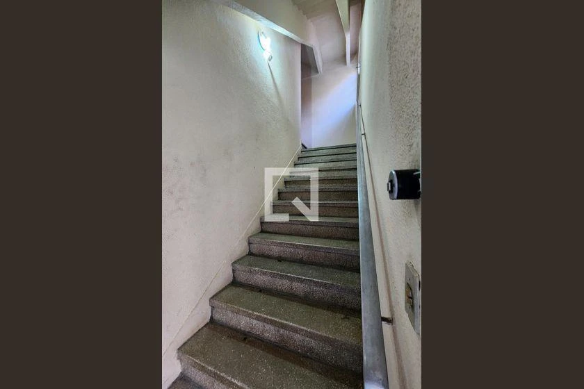 52 m² apartment with a home office and a washing machine — photo 9