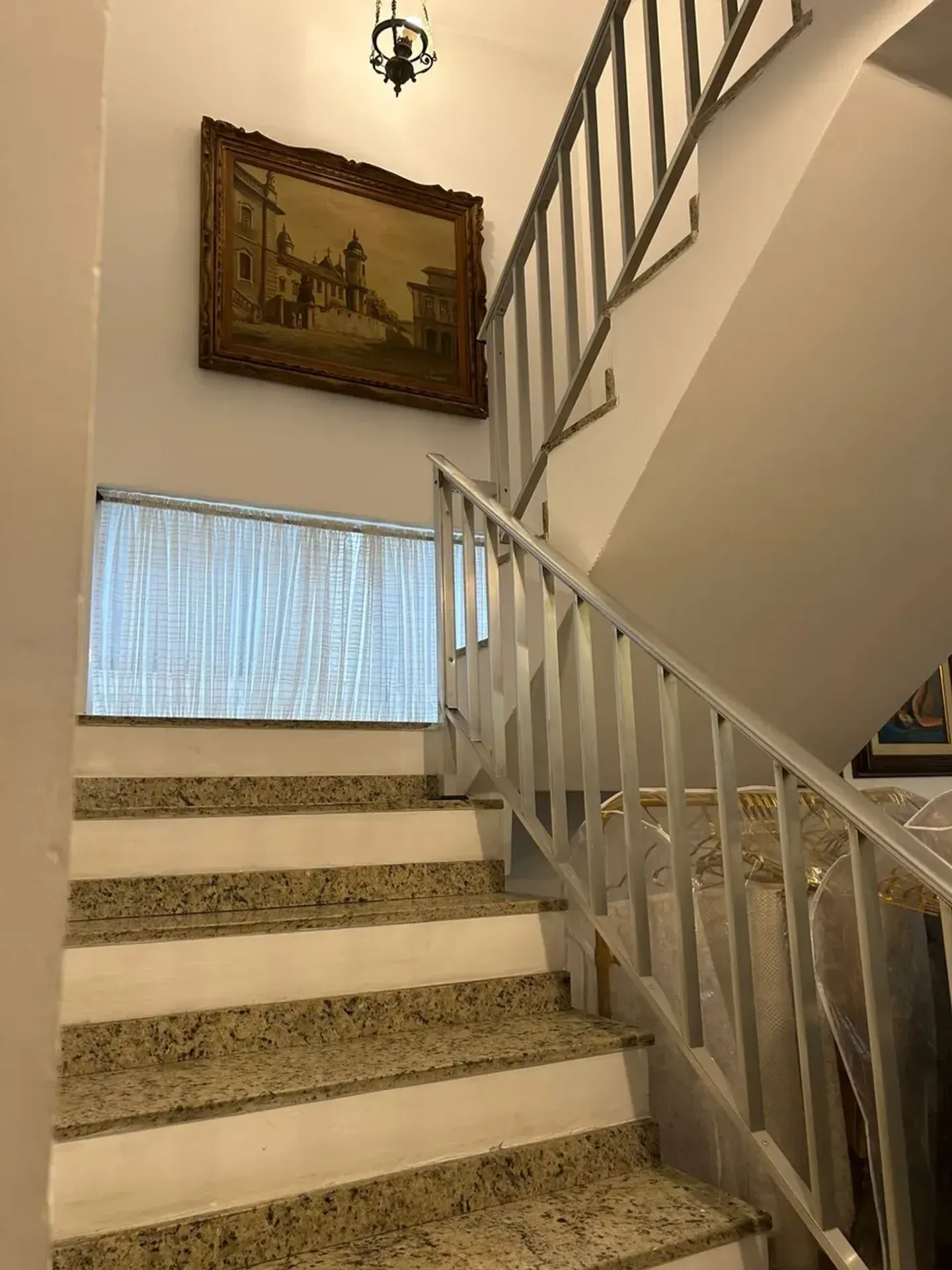 House with 5 bedrooms and 5 bathrooms — photo 29