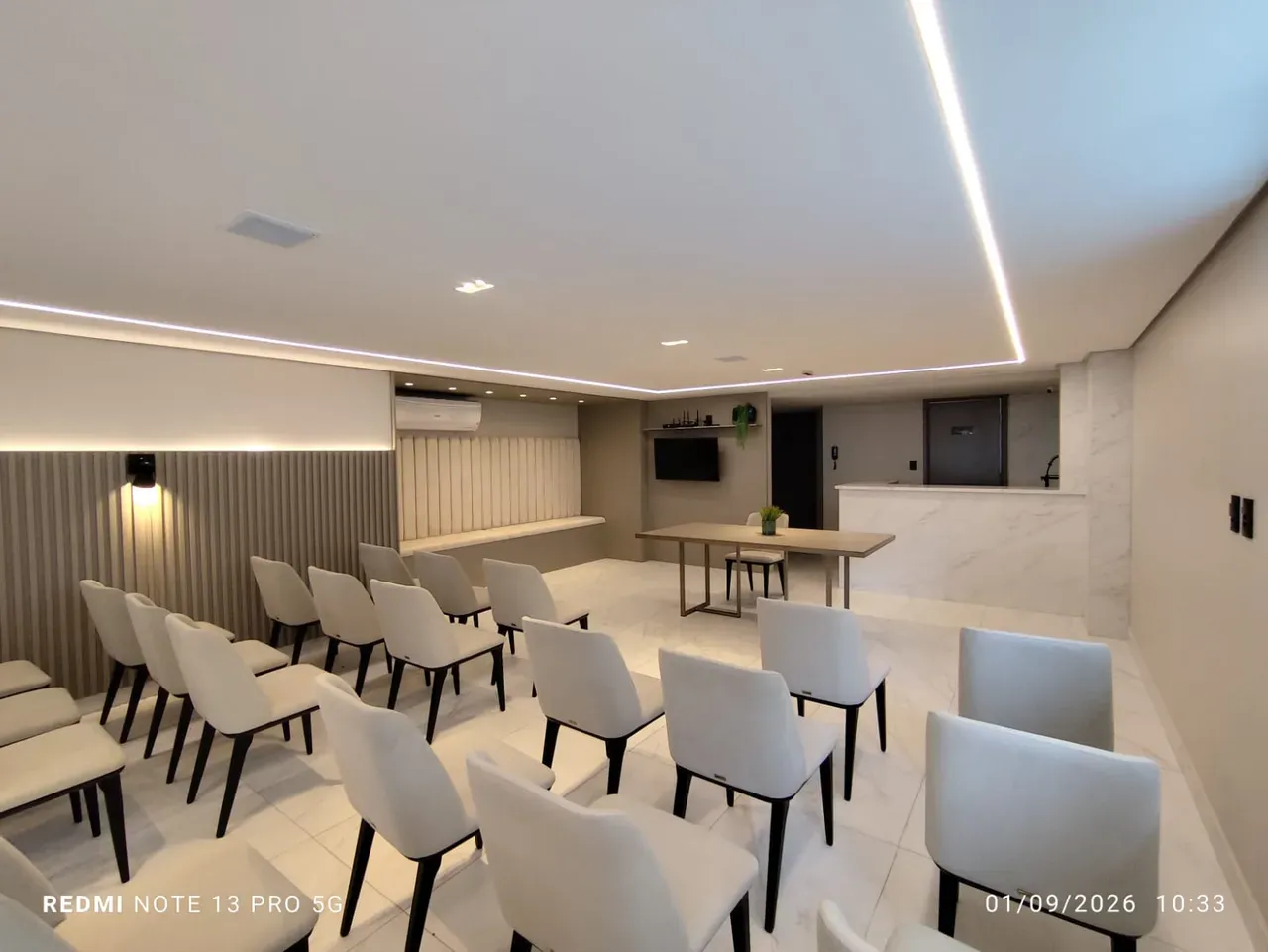Рабочее место и 2 спальни: квартира 68 м² — photo 44