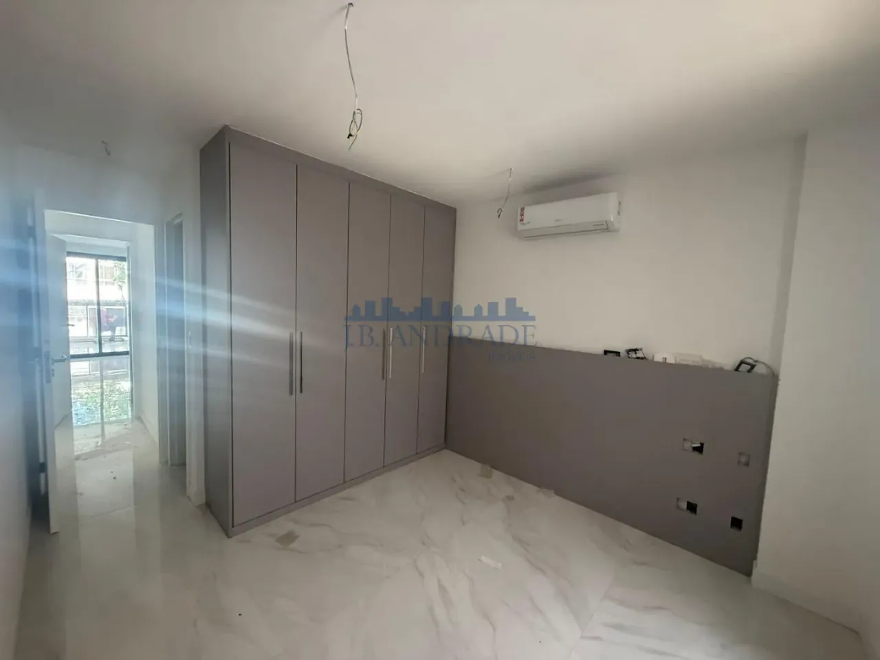 2-bedroom apartment with 2 suites and 4 bathrooms — photo 12