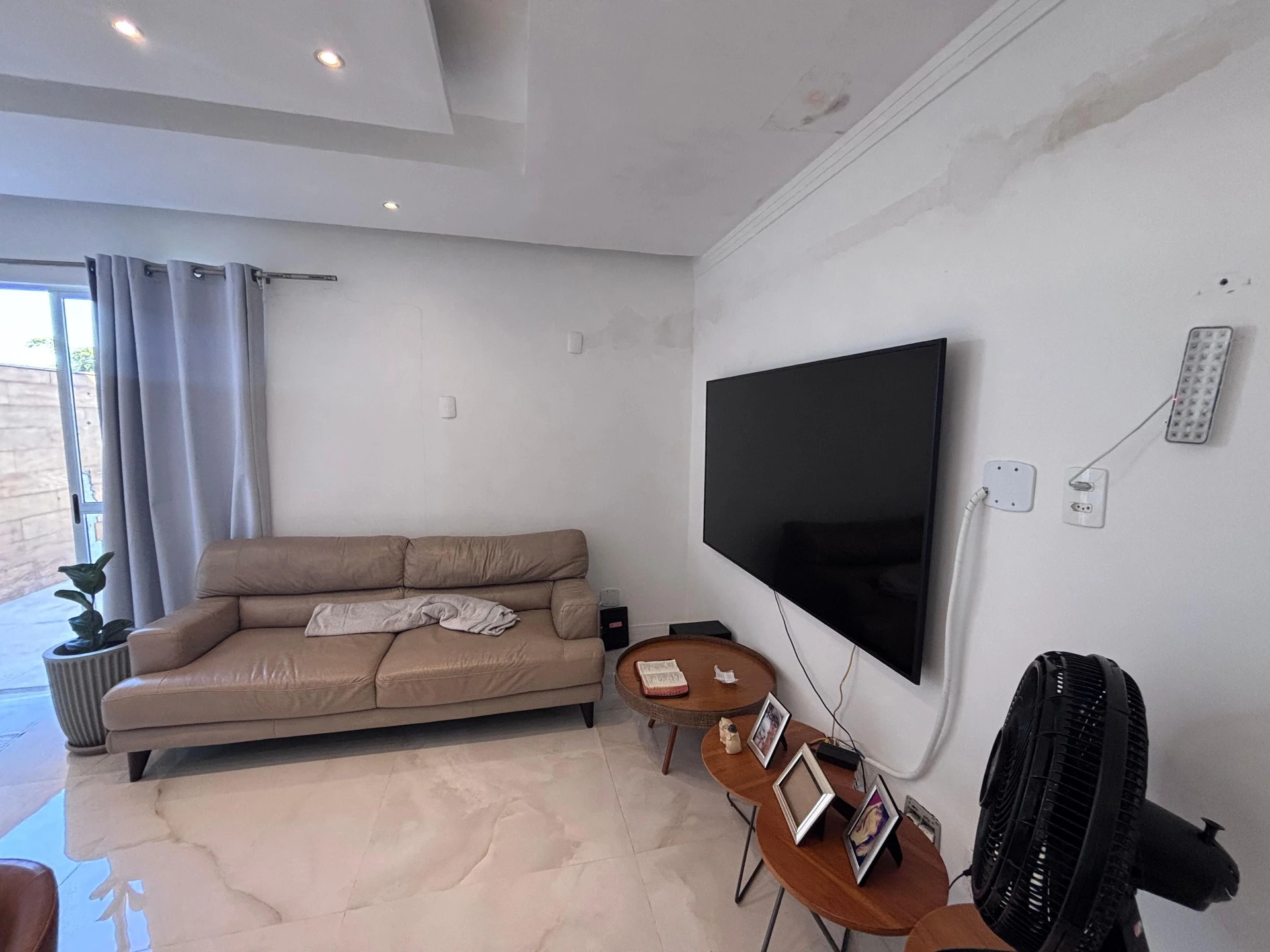 Apartamento mobiliado com 4 quartos e 4 banheiros — photo 35
