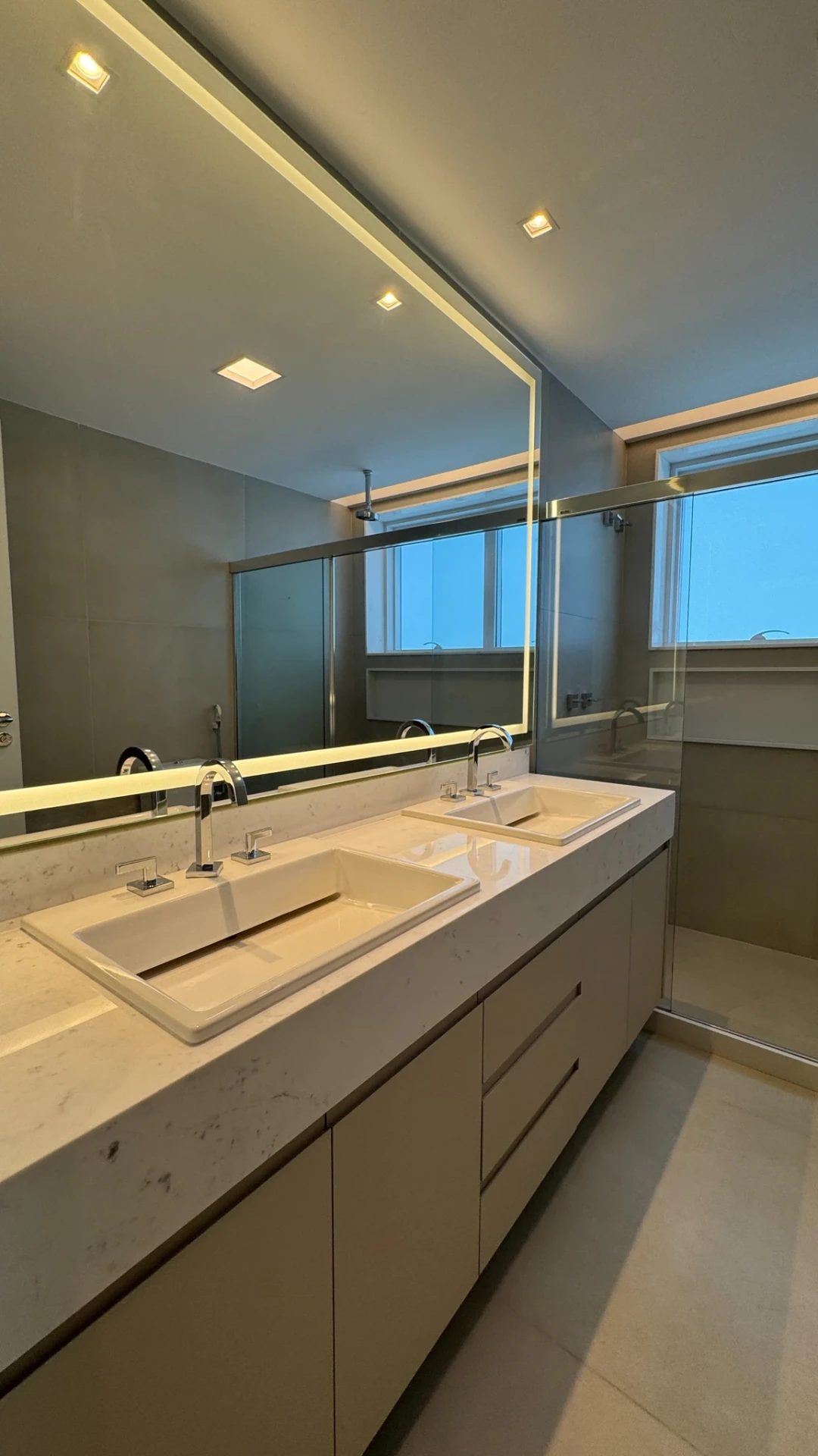 Apartamento, 268 m², com varanda envidraçada — photo 17