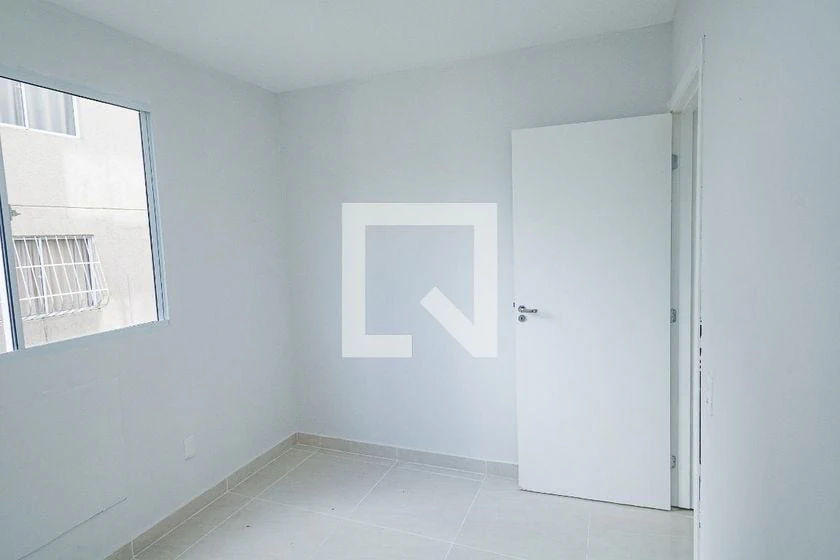 2-bedroom apartment with fitted kitchen cabinets — photo 17
