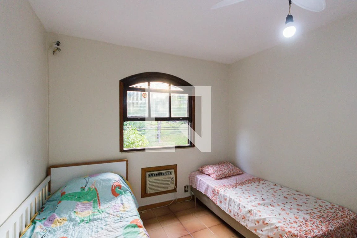 5-bedroom house with a mountain view in Rio de Janeiro — photo 18