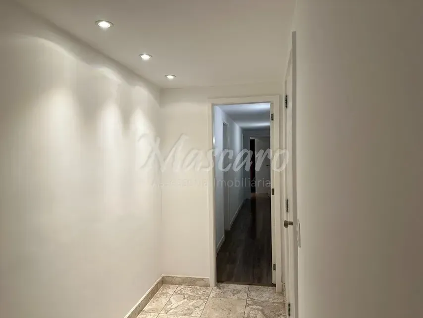 Apartamento sem mobília com 4 quartos e ar-condicionado — photo 10