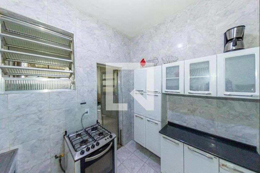 Furnished 2-bedroom apartment with a gas kitchen — photo 9