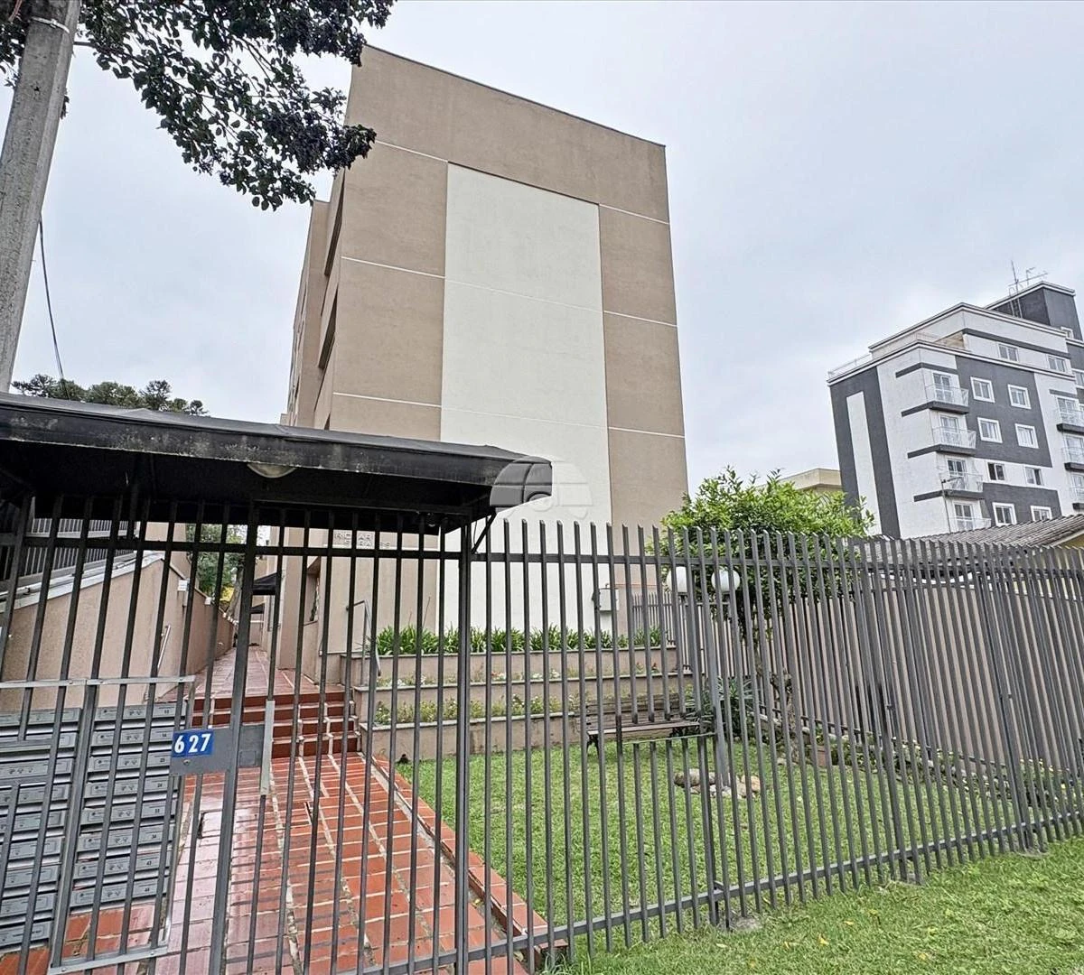 3-bedroom apartment with a home office in Curitiba — photo 19