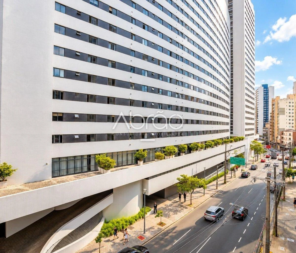 Studio mobiliado, 28 m², com janelas do piso ao teto — photo 8