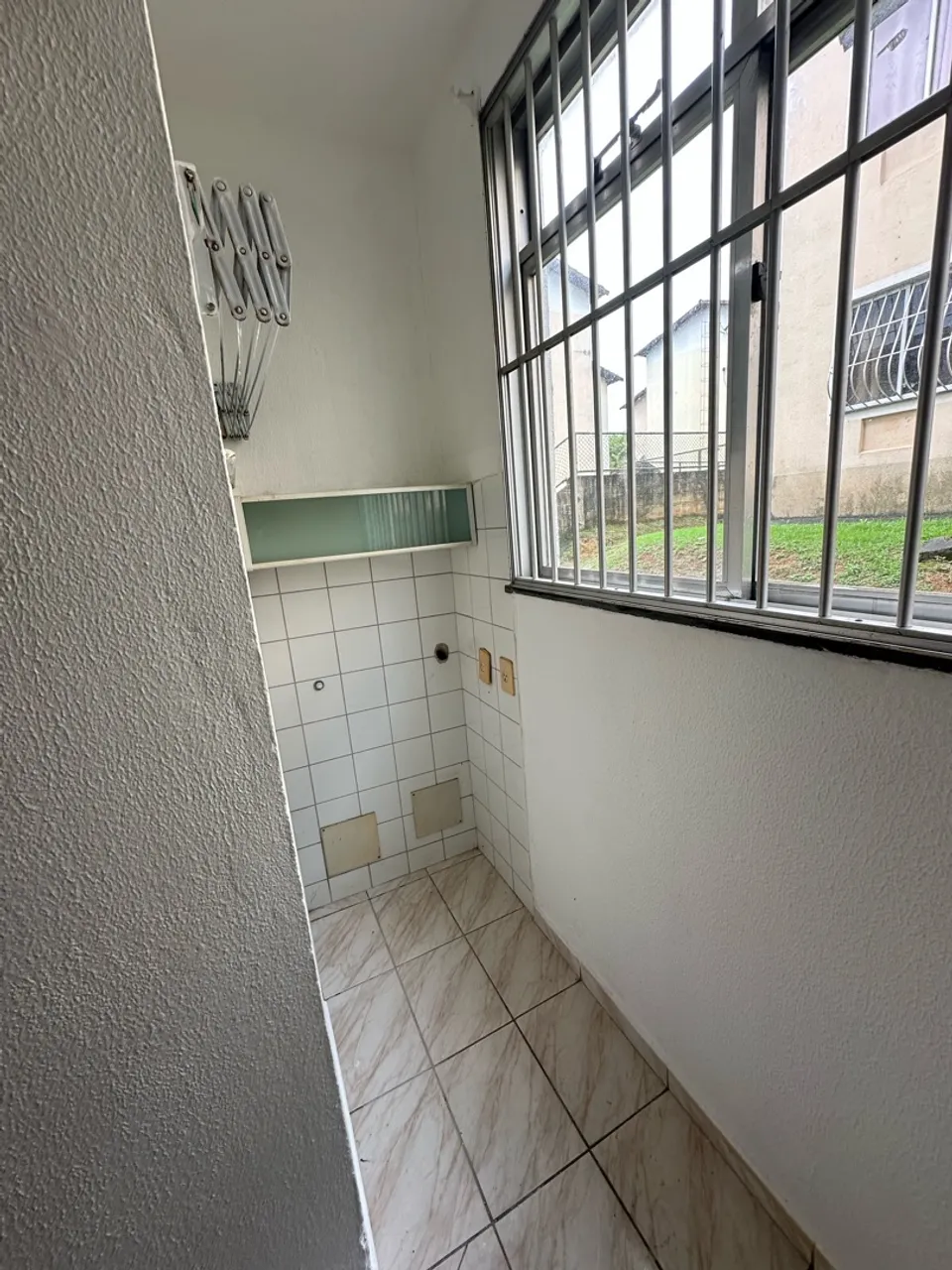 2-bedroom apartment in a building with a gym — photo 6