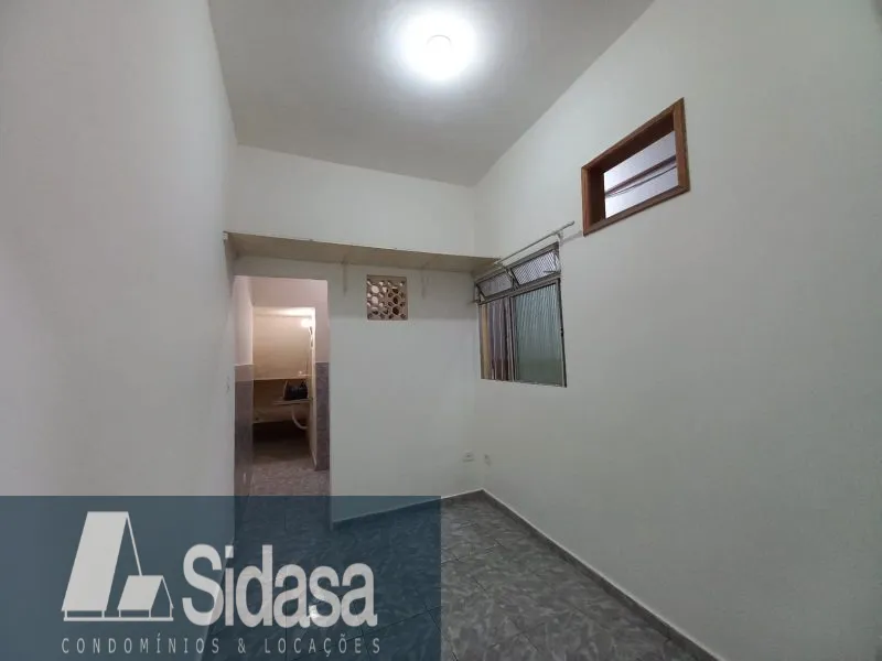 Unfurnished house with 1 bedroom and 1 bathroom — photo 3