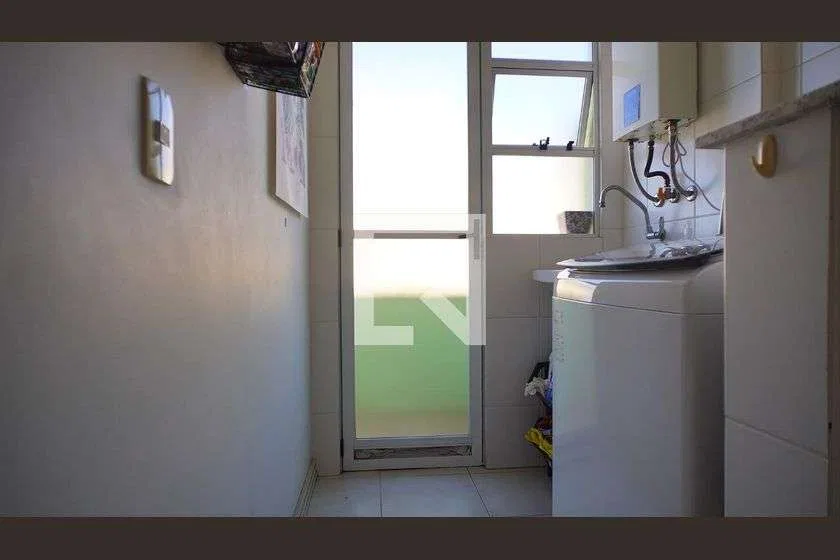 Apartamento de 3 dormitorios con suite y cocina abierta — photo 23
