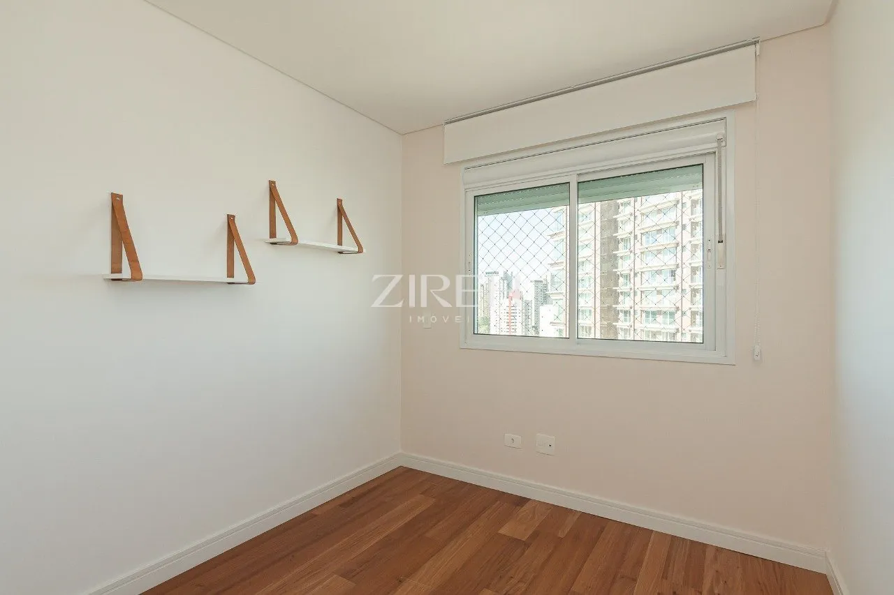 Квартира 316 м² з 4 спальнями і 3 місцями паркування — photo 20