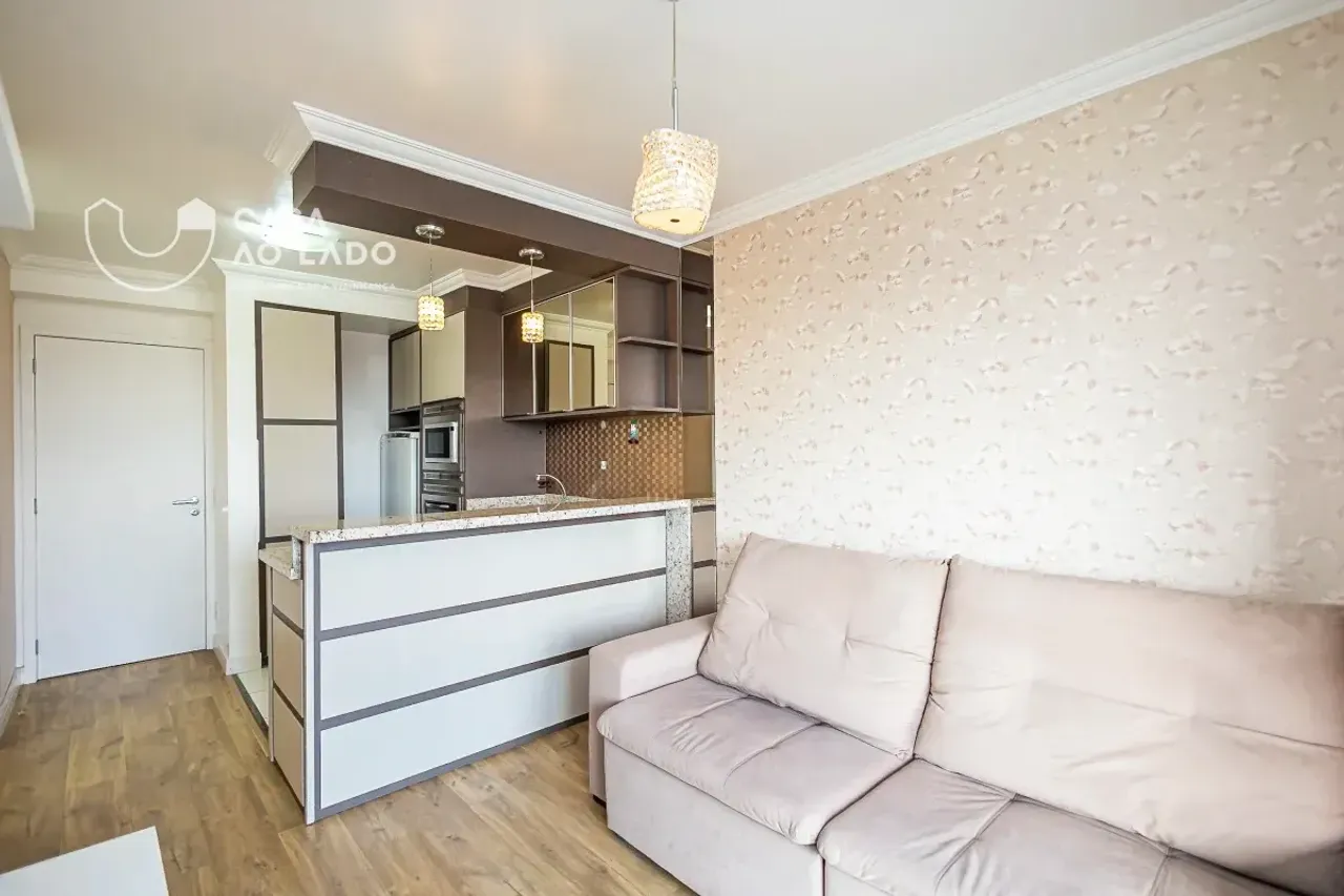Wood or laminate floors in a one-bedroom apartment, 42 m² — photo 16