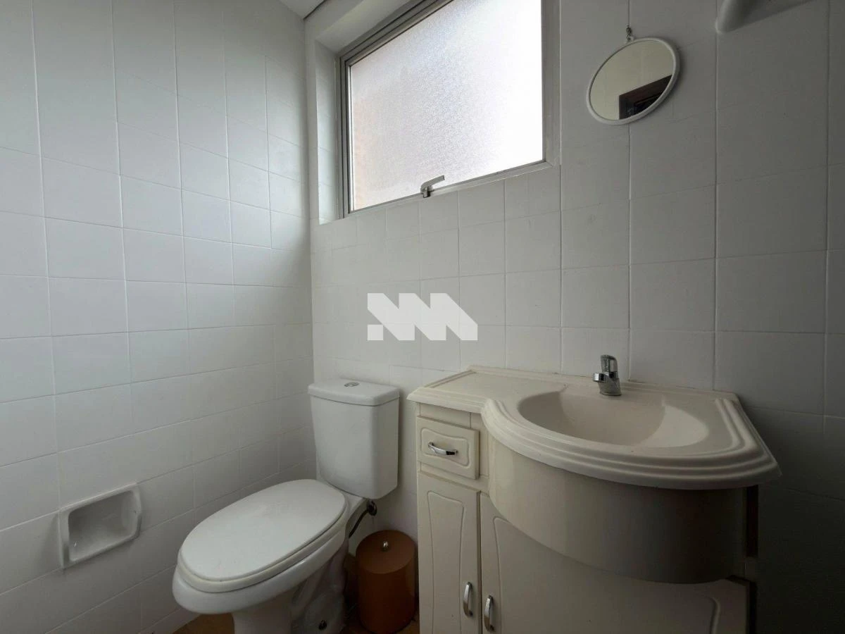 Rental apartment with a closed kitchen and gas stove — photo 34