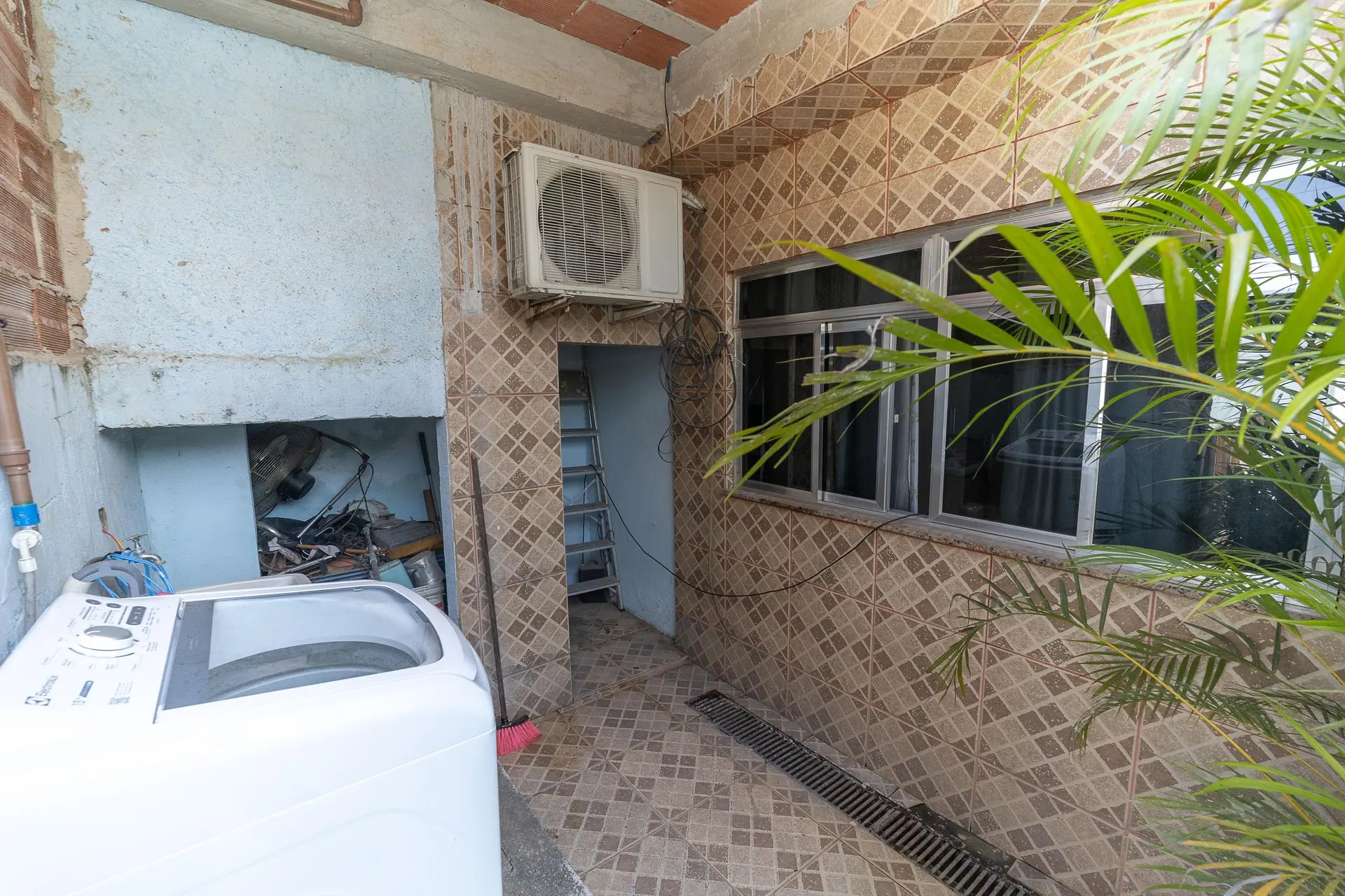 Casa de 25 m² com máquina de lavar e jardim