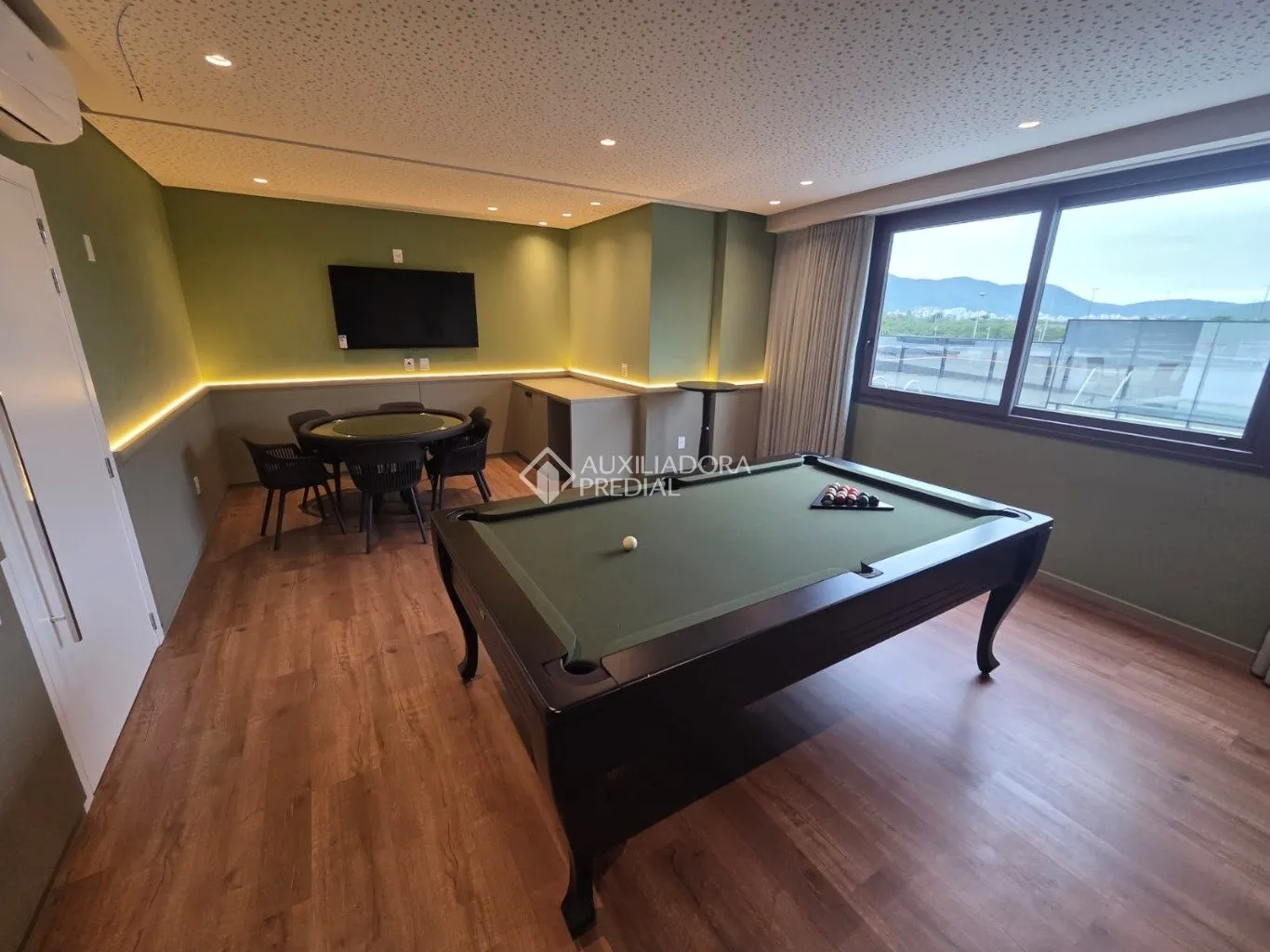 One-bedroom apartment with a home office — photo 43
