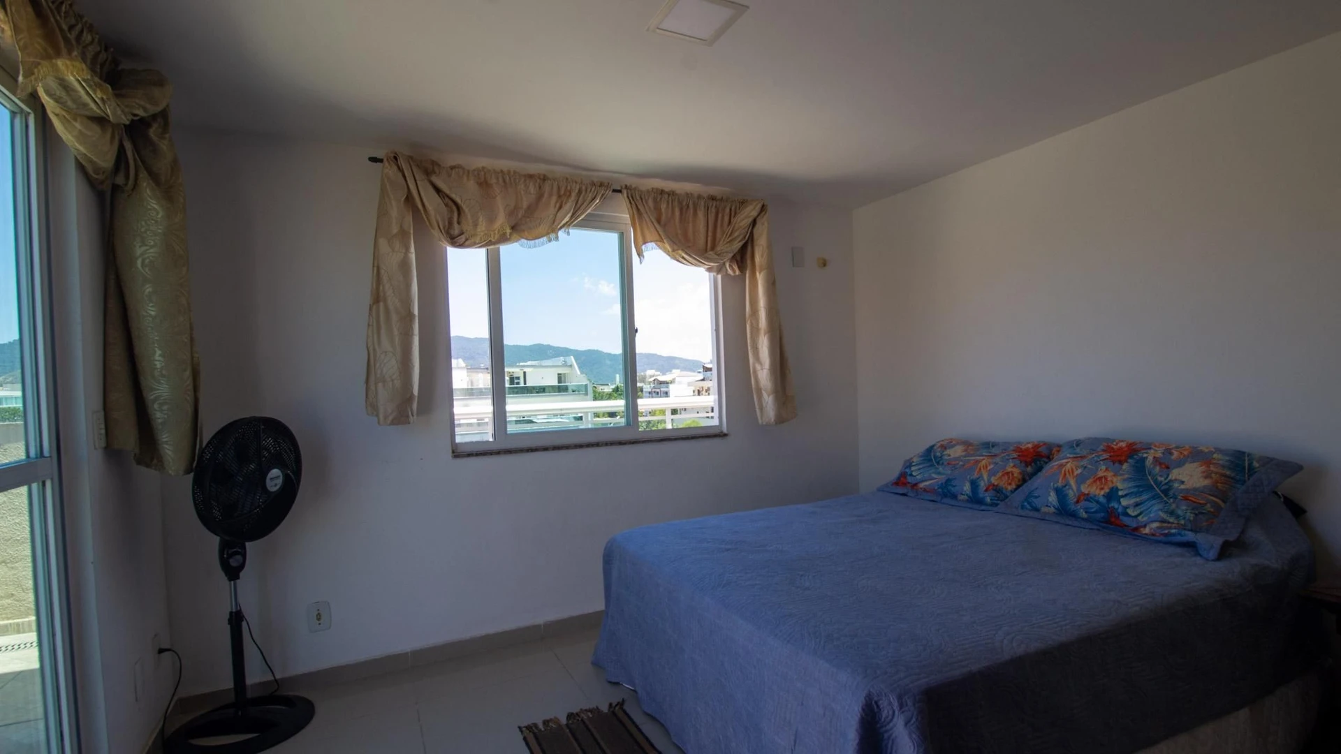 Apartamento mobiliado de 3 quartos com varanda e vista — photo 23