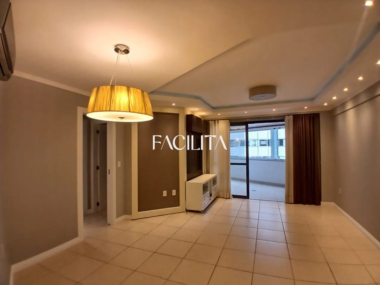 Apartamento de 3 dormitorios con baño en suite y balcón — photo 6