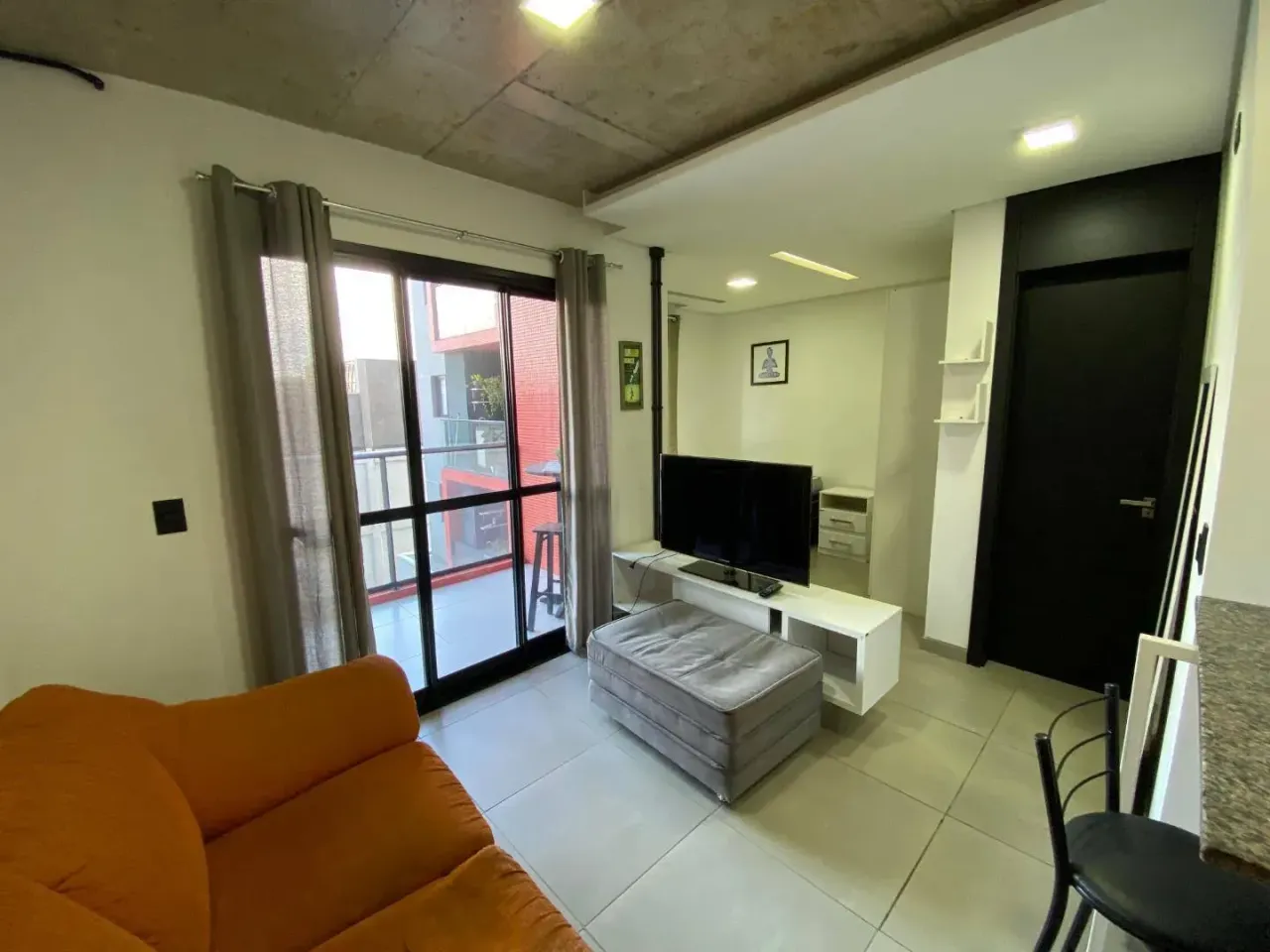 Apartamento amueblado de 30 m² con 1 dormitorio y balcón — photo 4