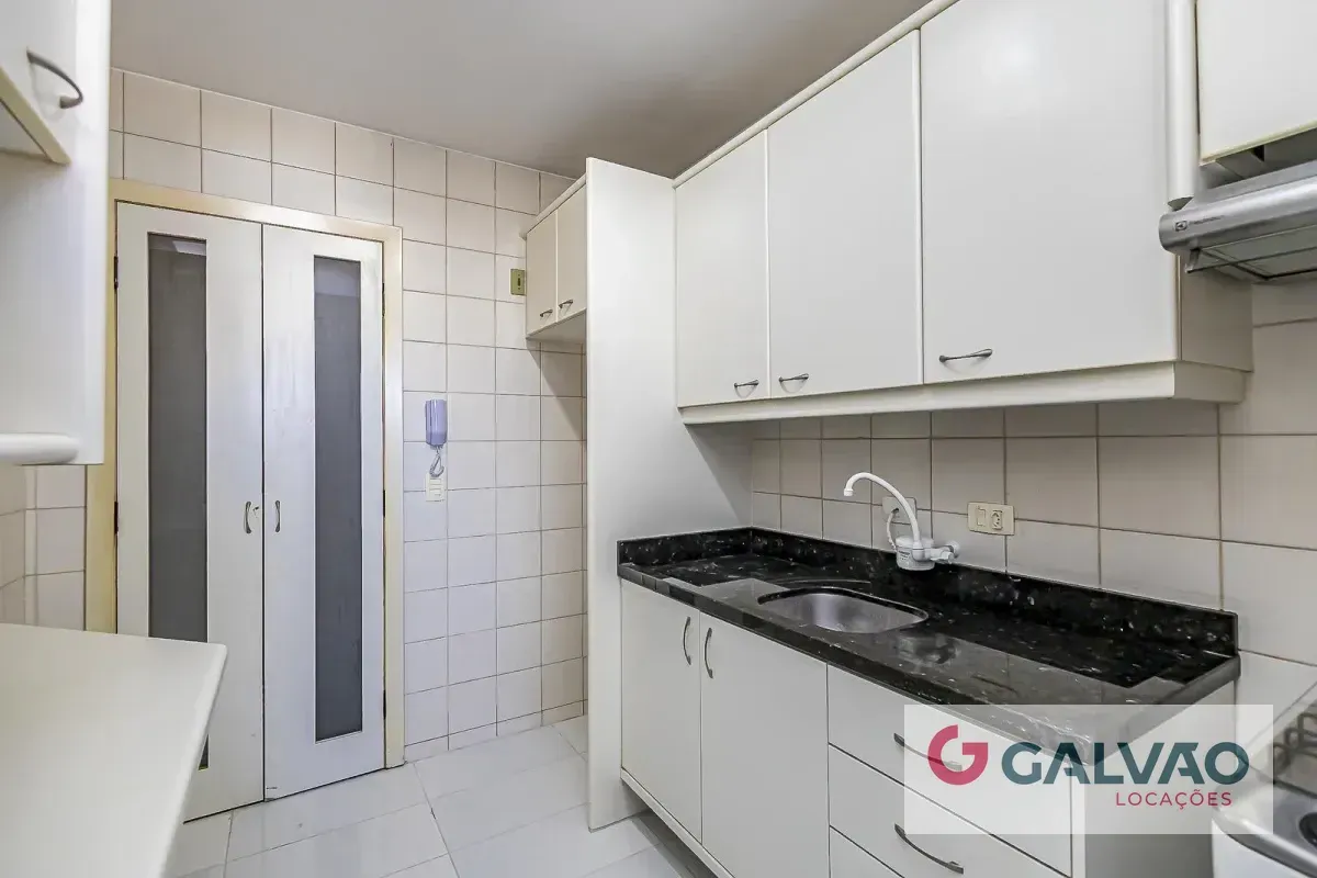 Apartamento amueblado de 2 dormitorios, 89 m² y 1 plaza — photo 4