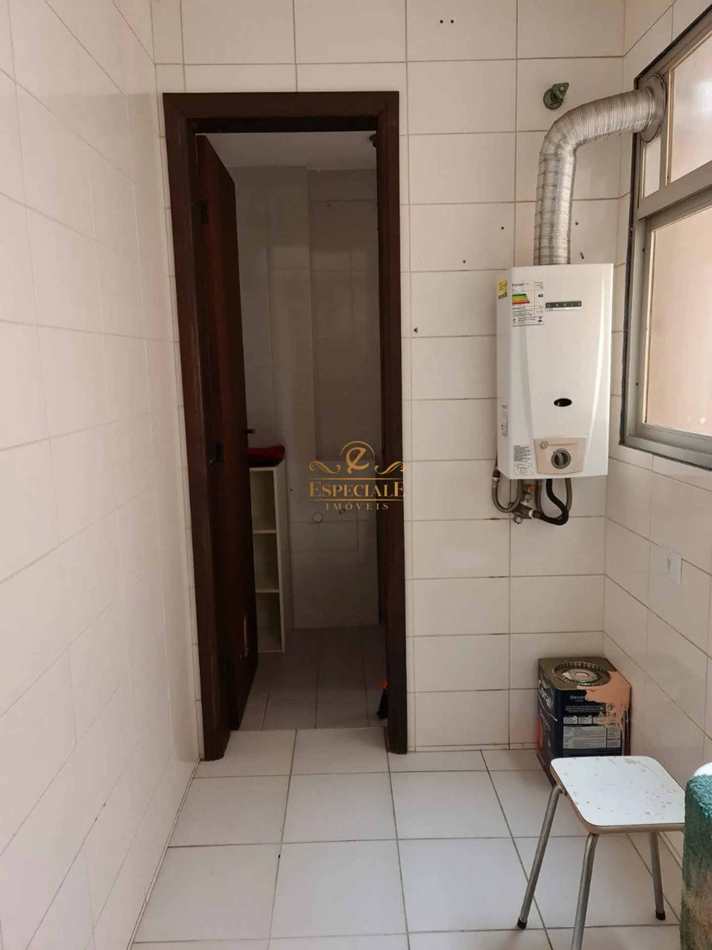 Apartment on the 2nd floor with a glass-enclosed balcony — photo 9