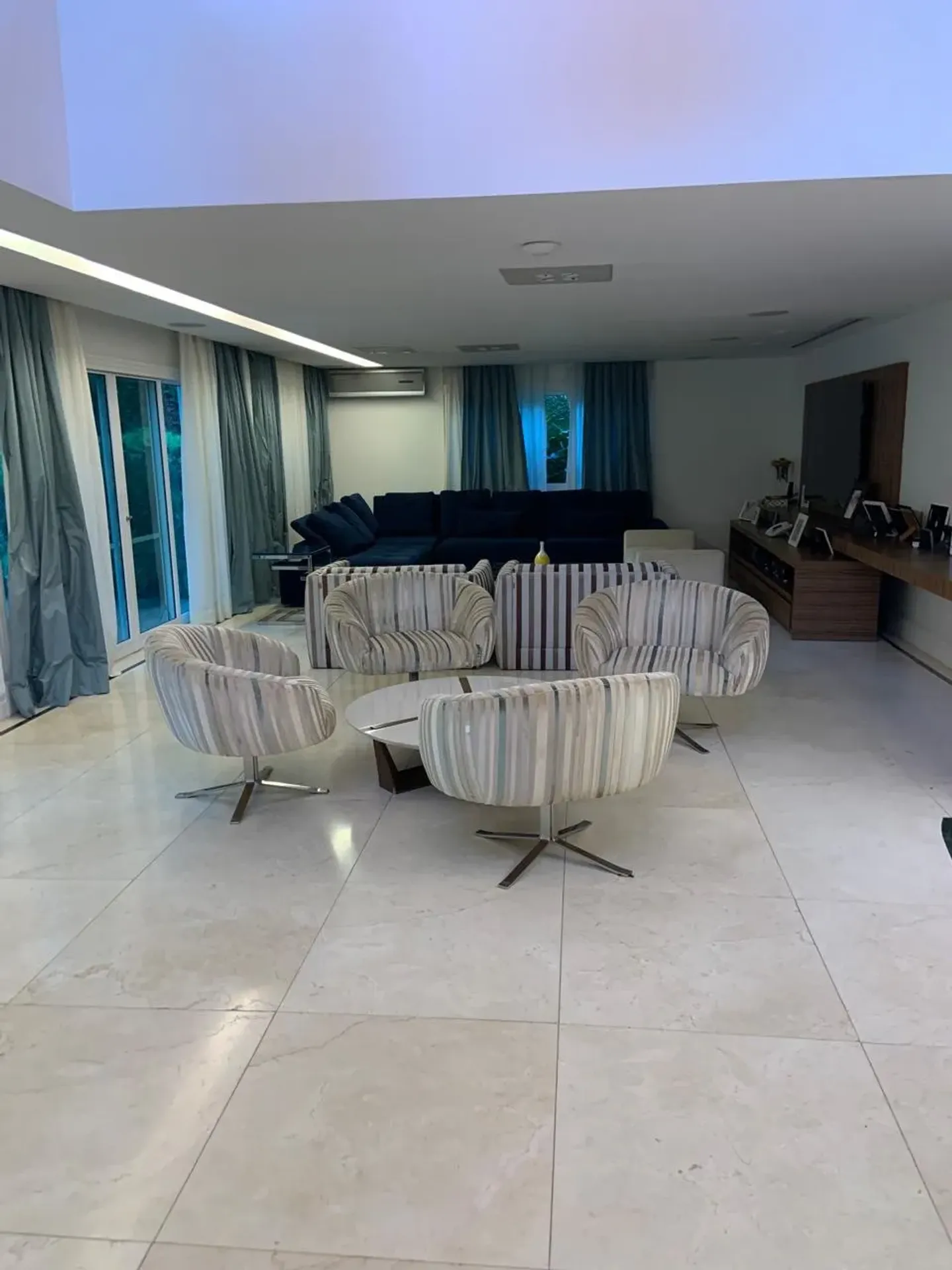 Casa de 4 quartos com espaço de home office, Barra da Tijuca