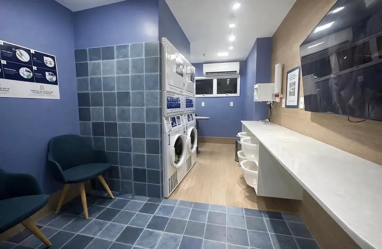 1-bedroom apartment with open-plan kitchen and no parking — photo 9