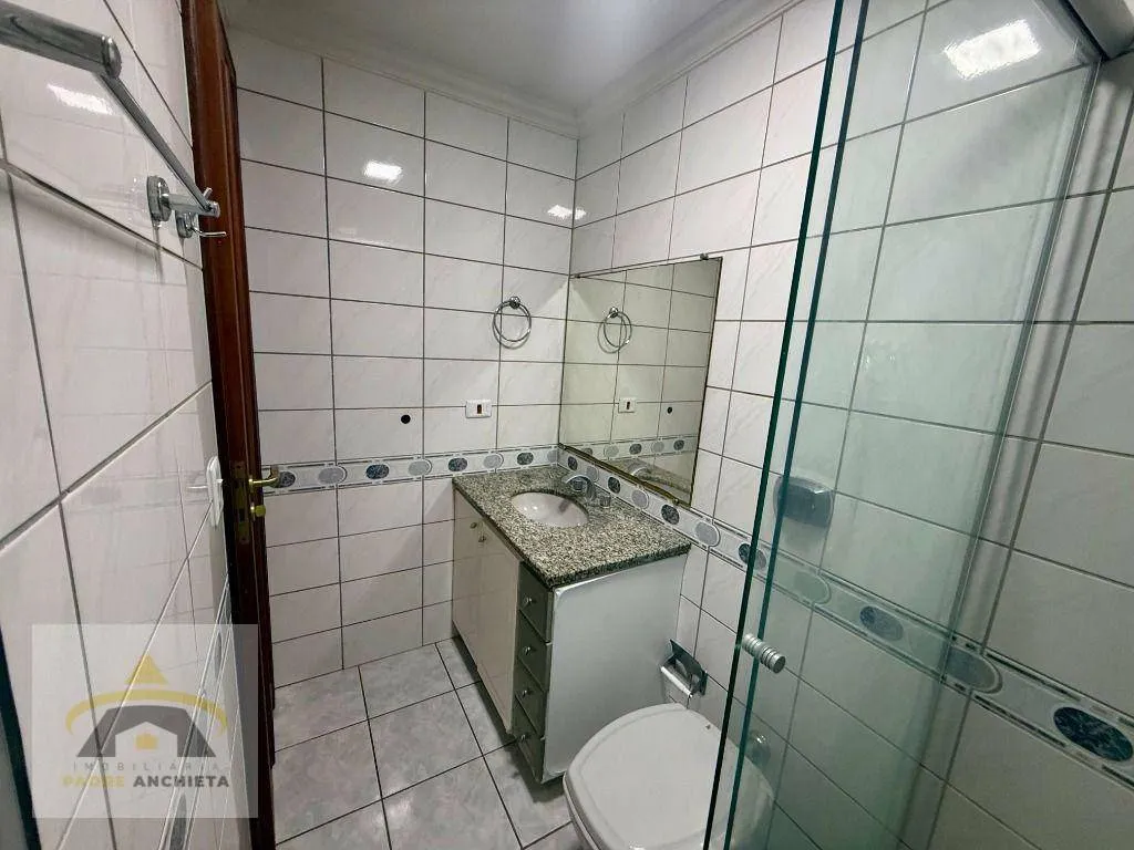 Apartamento de 3 dormitorios con balcón — photo 10